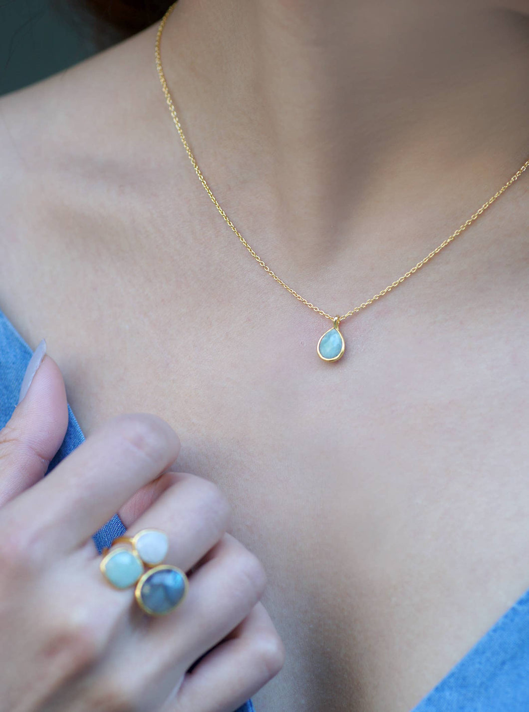 Teardrop Mini Necklace: Gold / Clear Quartz