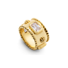 Load image into Gallery viewer, Elegant gold ring featuring diamond stone on Berry Hammered Band with Clear Cubic Zirconia, Size 8.
