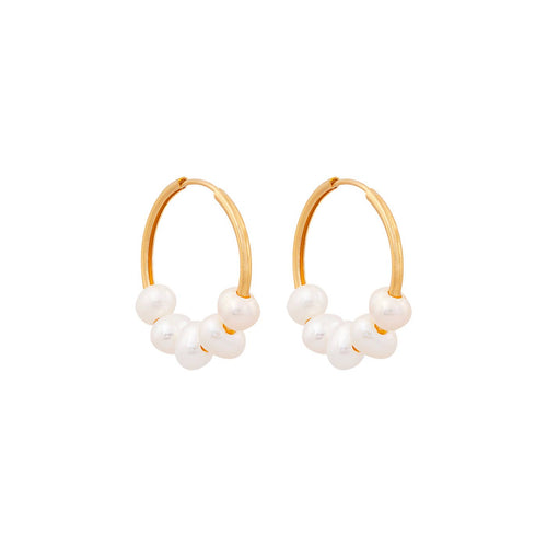 Exquisite sandy hoop earrings with five mini freshwater pearls, elegantly designed and plated in luxurious 18K gold.