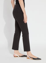 Load image into Gallery viewer, Lysse ankle denim baby bootcut black pants in stretchy fabric.
